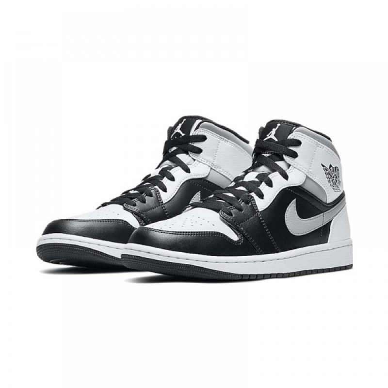 Nike AIR JORDAN 1 MID 