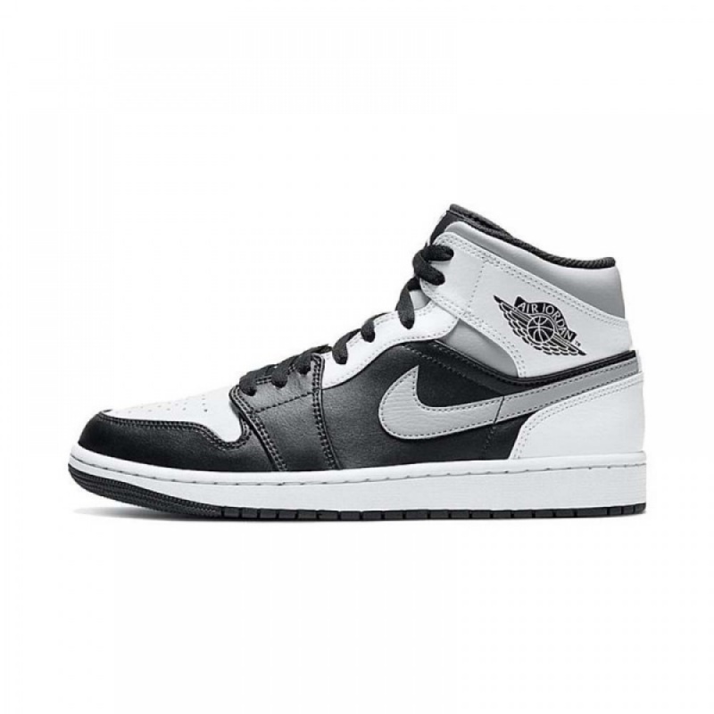 Nike AIR JORDAN 1 MID \