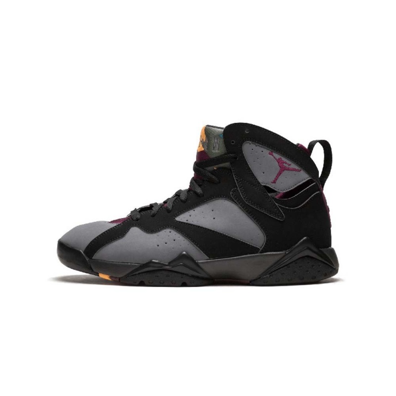 Nike AIR JORDAN 7 RETRO \